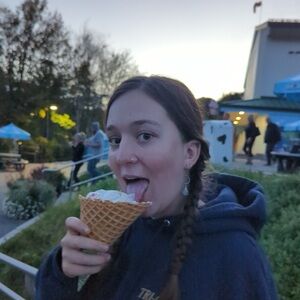 Meet your Posher, Hayden